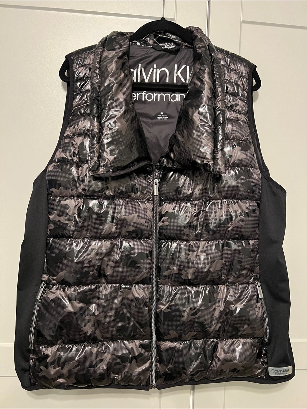 Calvin Klein Performance Women's Black Gray Camo Puffer Vest 3X